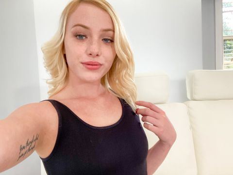 Dixie Lynn Initial Casting: Gallery #47