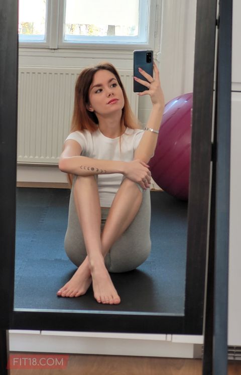 New Trainer With Fashion Model Looks: Gallery #37