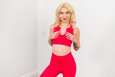 Skinny Blonde Stepsister Likes Her Stepbrother Cumming Inside Her: Gallery #2