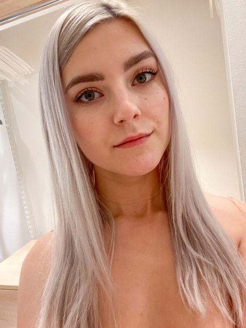 Eva Elfie Returns: Gallery #49