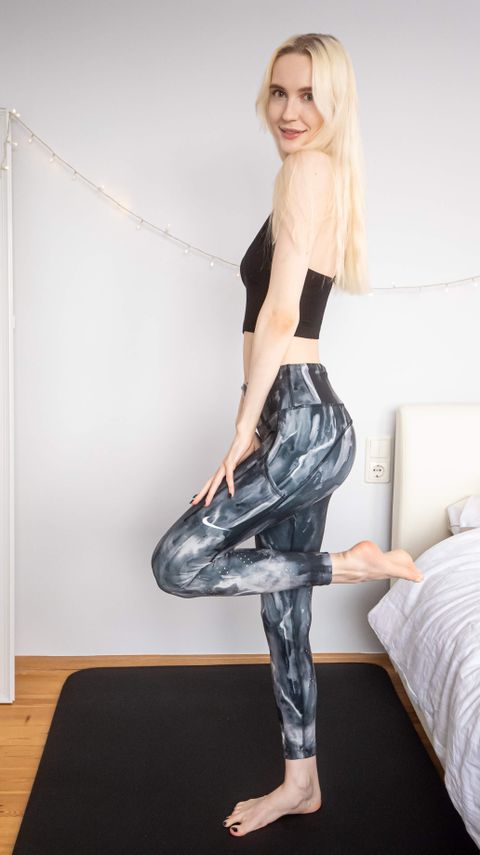 Shinaryen Returns To Show Off Her Skinny Creamy Body: Gallery #4